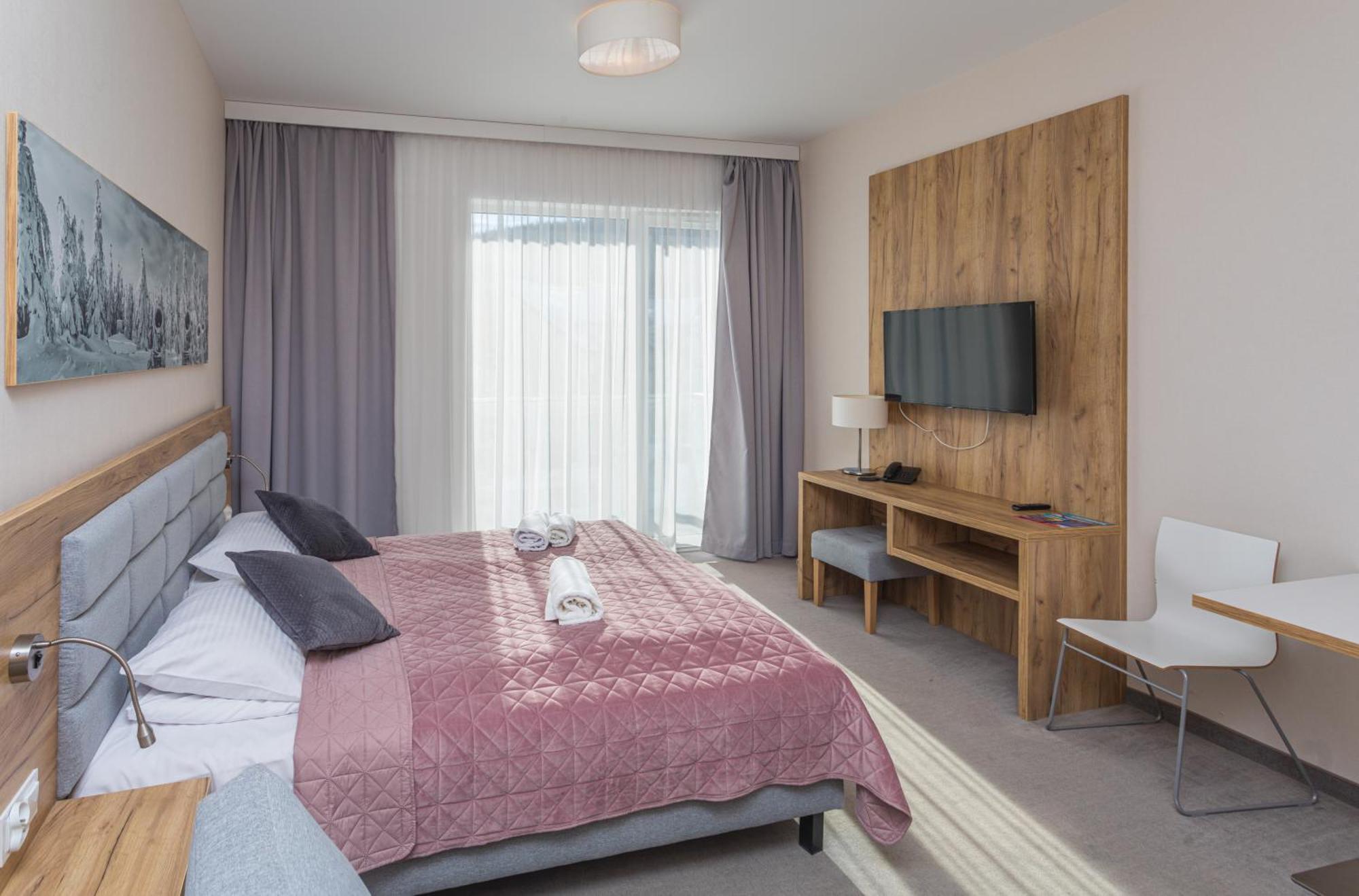 Aparthotel Apartamenty Czarna Gora 217 Сєнна Екстер'єр фото